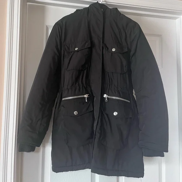 H&M divided winter coat with removable fur hood - Picture 2 of 8